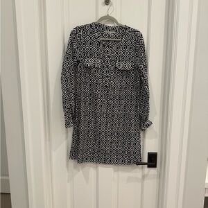 Chic Navy and White Geometric Long Sleeve Dress